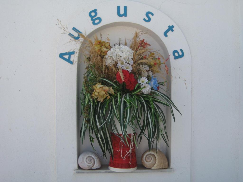 Augusta Studios & Apartments Naousa  Bagian luar foto