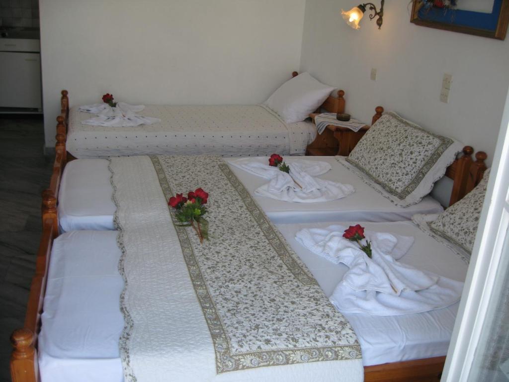 Augusta Studios & Apartments Naousa  Ruang foto