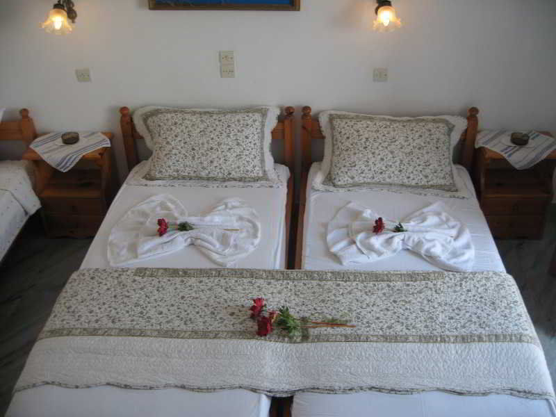 Augusta Studios & Apartments Naousa  Bagian luar foto