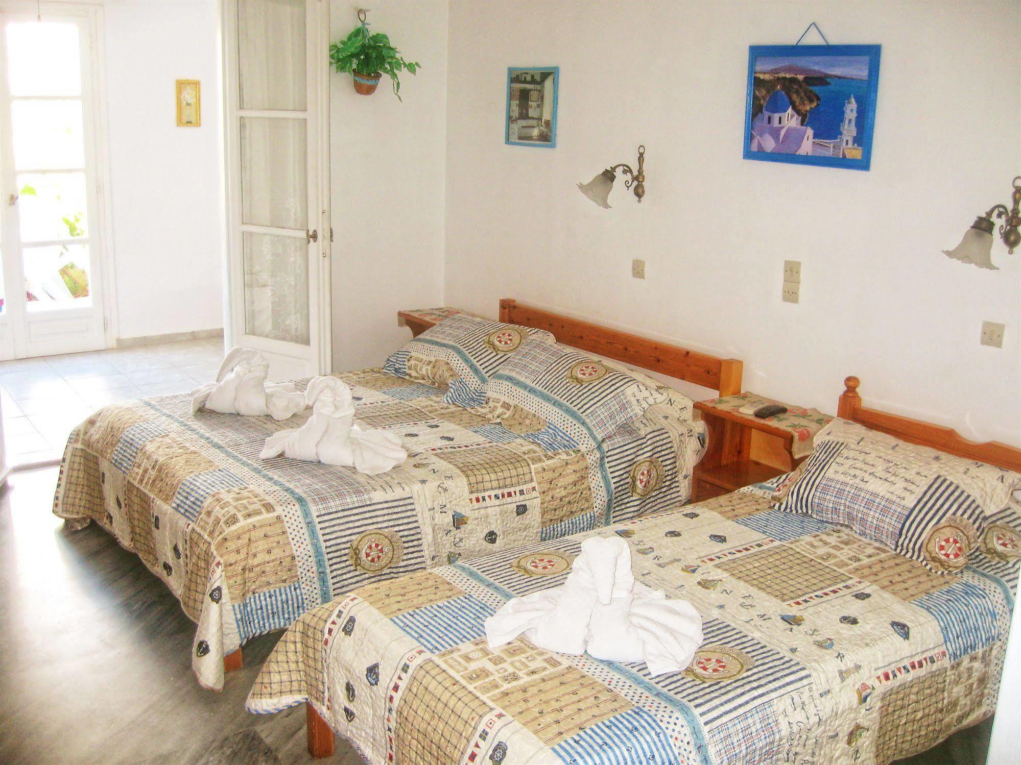 Augusta Studios & Apartments Naousa  Bagian luar foto